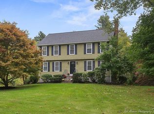 101 Duncan Dr, North Andover, MA 01845