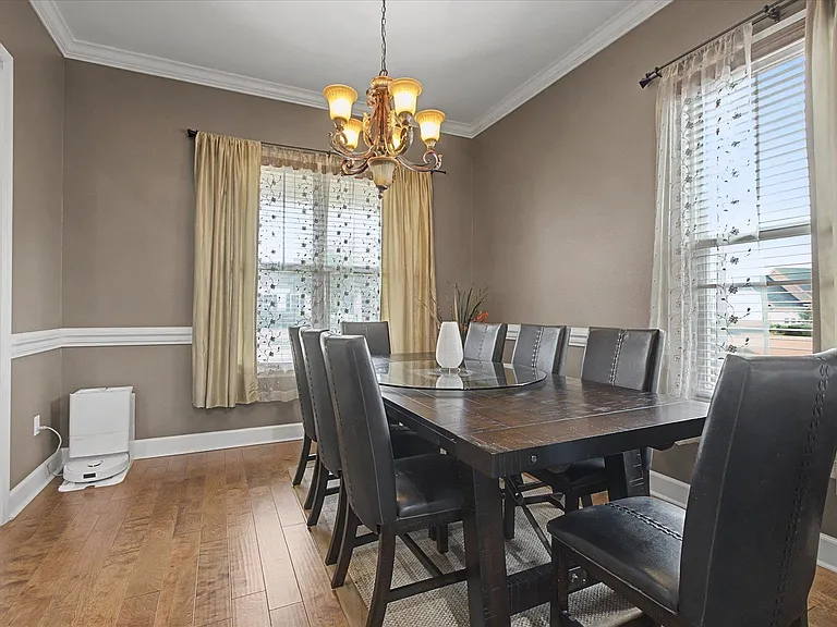 3078 Dickinson Dr — Photo 36