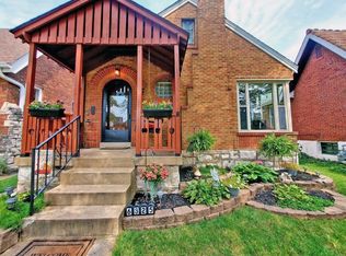 6325 Pernod Ave, Saint Louis, MO