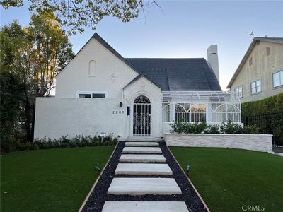2207 Parnell Ave, Los Angeles, CA, 90064