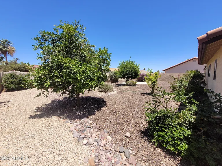3910 E Shomi St — Photo 4