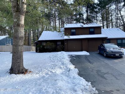 9 Wake Robin Road, Malta, NY, 12020
