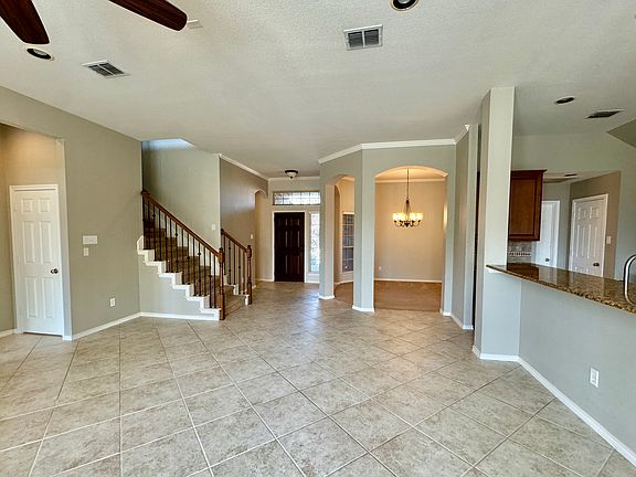 5th image of 423 Fairland Dr