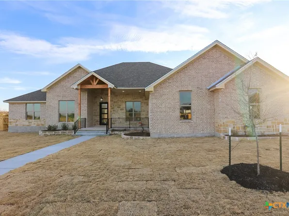 1820 Dorian Dr, Salado, TX 76571