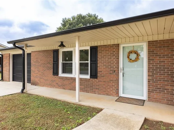 1985 Hickory Tree Rd, Winston Salem, NC 27127