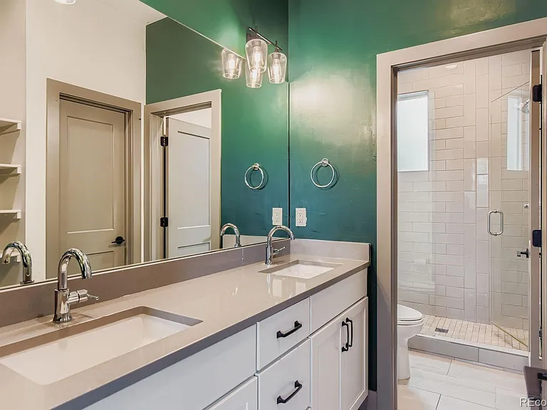 1280 E Hampden Ave #B — Photo 15