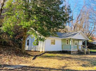 659 N Morgan Branch Rd, Candler, NC 28715