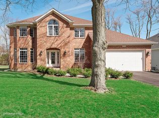 836 67th St, Darien, IL 60561