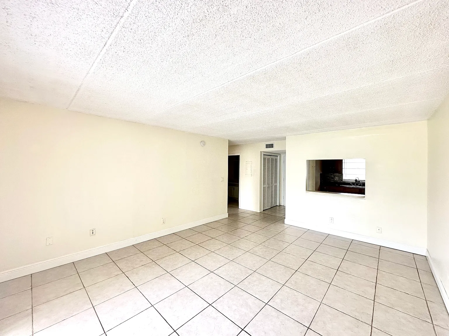 1 bed, 742 sqft, $1,225 — Photo 4