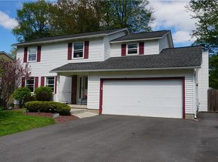 8012 Ginger Rd, Liverpool, NY 13090