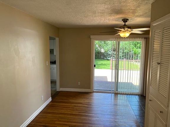5th image of 13411 E Boone Ave