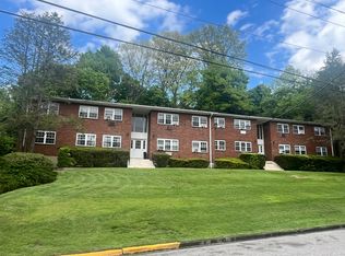 255 West St APT 1F, Mount Kisco, NY 10549