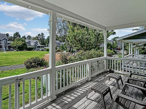 3rd image of 158 Elderberry Way