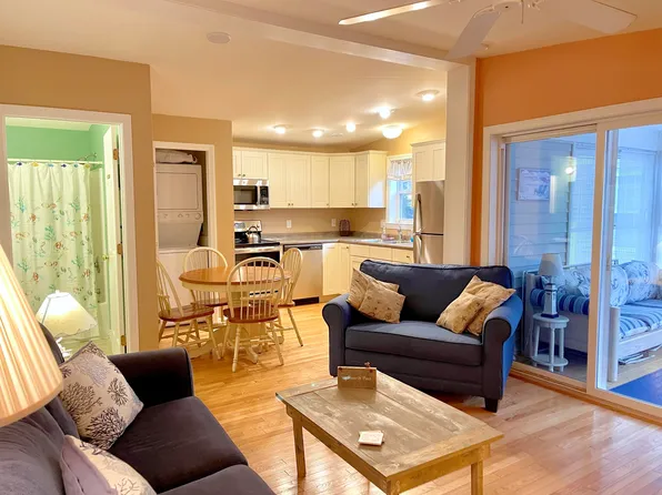 412 post Road #313, Wells, ME 04090