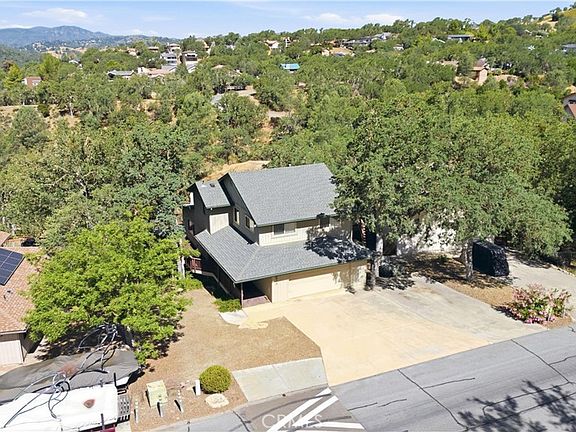 4th image of 2515 Shoreline Rd