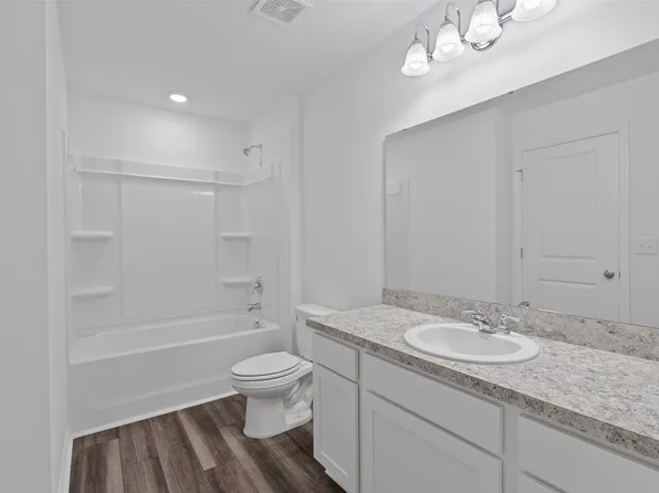 6159 Calle Ochoa St, Zephyrhills, FL 33542