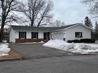 810 13th St, Mosinee, WI 54455