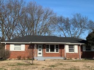 516 Scholarship Dr, Nashville, TN 37209