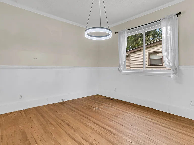1195 King St — Photo 30