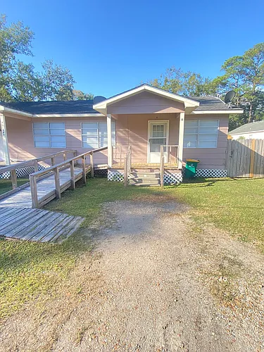 245 Reed Ave #B Photo 1