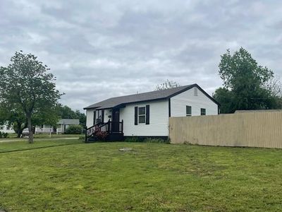 807 N Redbud Dr, Midwest City, OK, 73110
