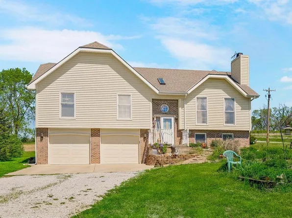 15412 NE 181st St, Holt, MO 64048