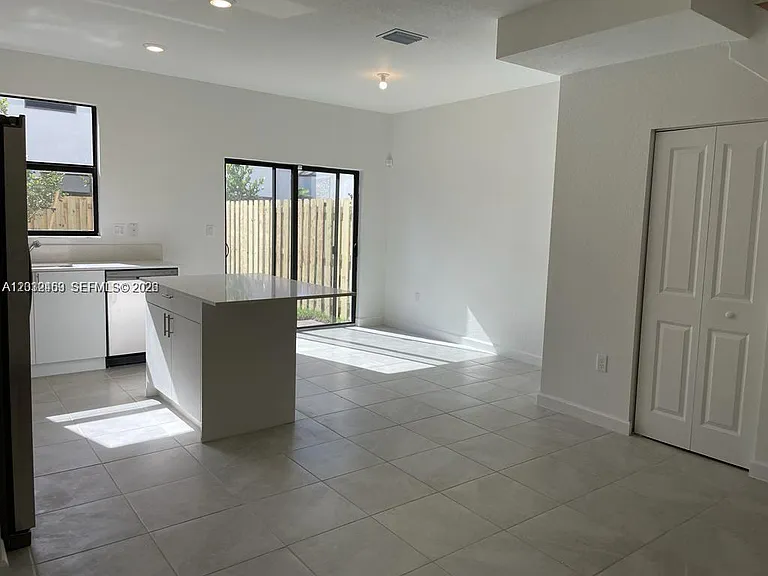 12928 SW 232nd Ter #12928 — Photo 7