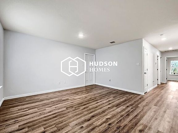 3rd image of 542 Rivas St #A