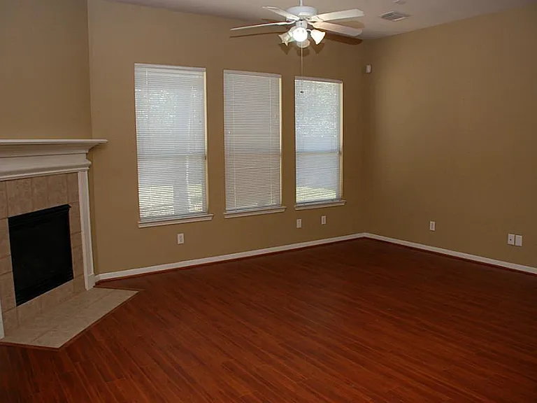 18330 Wild Lilac Trl — Photo 3
