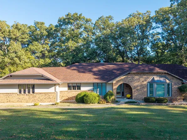 1455 Harvest Ln, Moberly, MO 65270