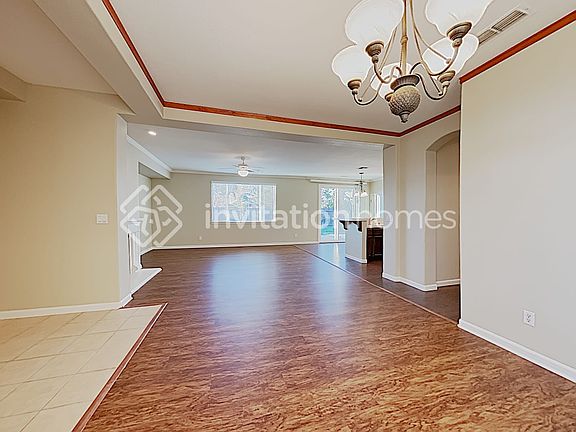 4th image of 1535 Pond View Dr
