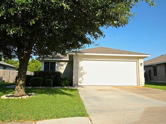 2nd image of 15336 Sarahs Creek Dr