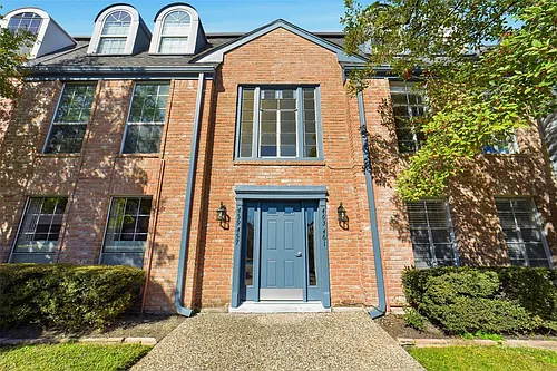 461 N Post Oak Ln #461 Photo 1 461 N Post Oak Ln #461 Photo 1