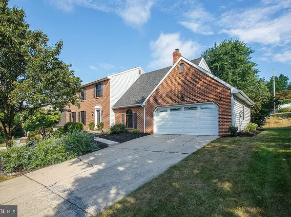3921 Emil Ridge Dr, Mechanicsburg, PA 17050