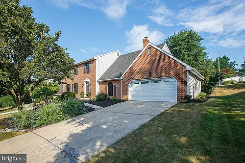 3921 Emil Ridge Dr Photo 1