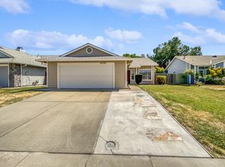 8232 Cliffe Way, Sacramento, CA 95828