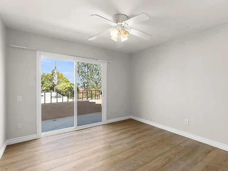 11342 Del Diablo St — Photo 36