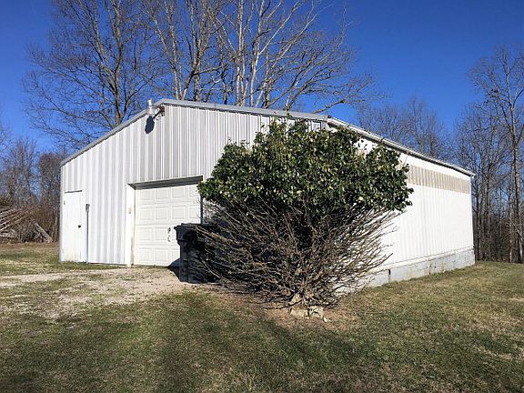 3rd image of 4588 Highway 52 W