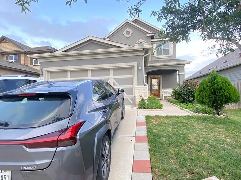 700 Screech Owl Dr — Photo 1