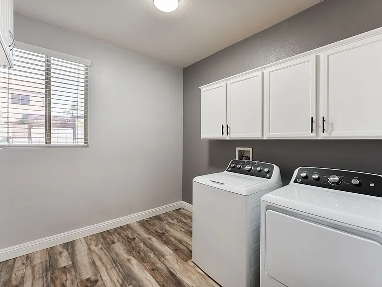8701 Butterchurn Ave — Photo 38