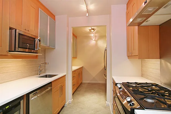 Sold by Corcoran | media 30