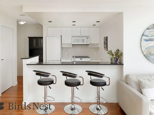 939 Expo Blvd #2310, Vancouver, BC V6Z 3G7
