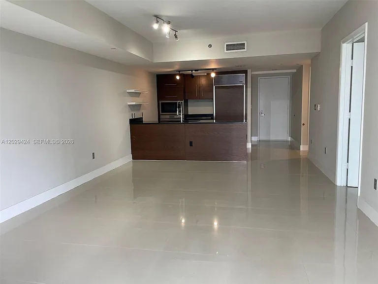 475 Brickell Ave #414 — Photo 2