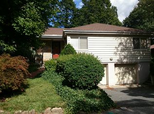 66 Woodcliff Rd, Brookline, MA 02467
