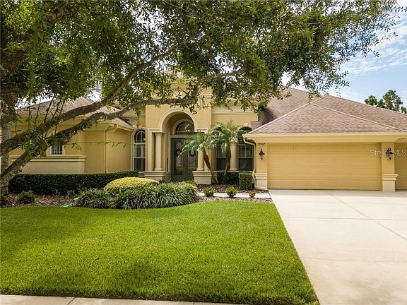 3rd image of 23302 Gracewood Cir