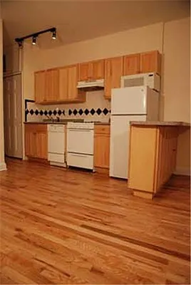 Rented by Buchbinder & Warren | media 20