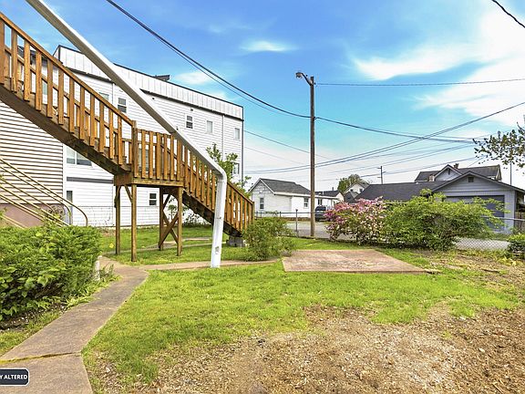 3rd image of 2507 Wetmore Ave #2