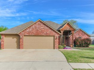 2609 Summit Terrace Dr, Norman, OK 73071