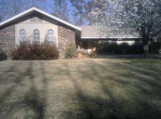 704 Huntindon Rd, Hattiesburg, MS 39402