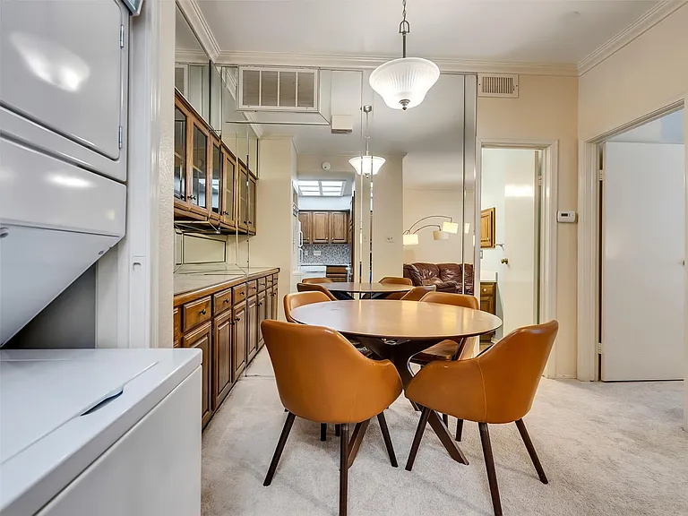 921 Marine Dr #200 — Photo 22